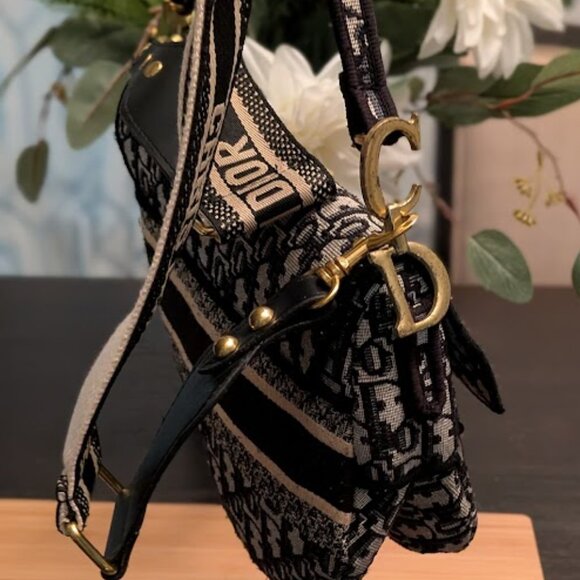 ⬇️PD⬇️DIOR Saddle Bag Oblique Embroidery w/ Dior Strap - Picture 6 of 14
